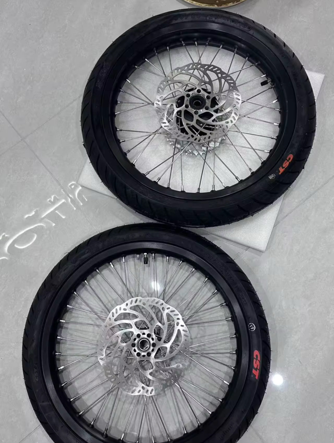 Surron/Eride Pro CST Supermoto Wheel Set